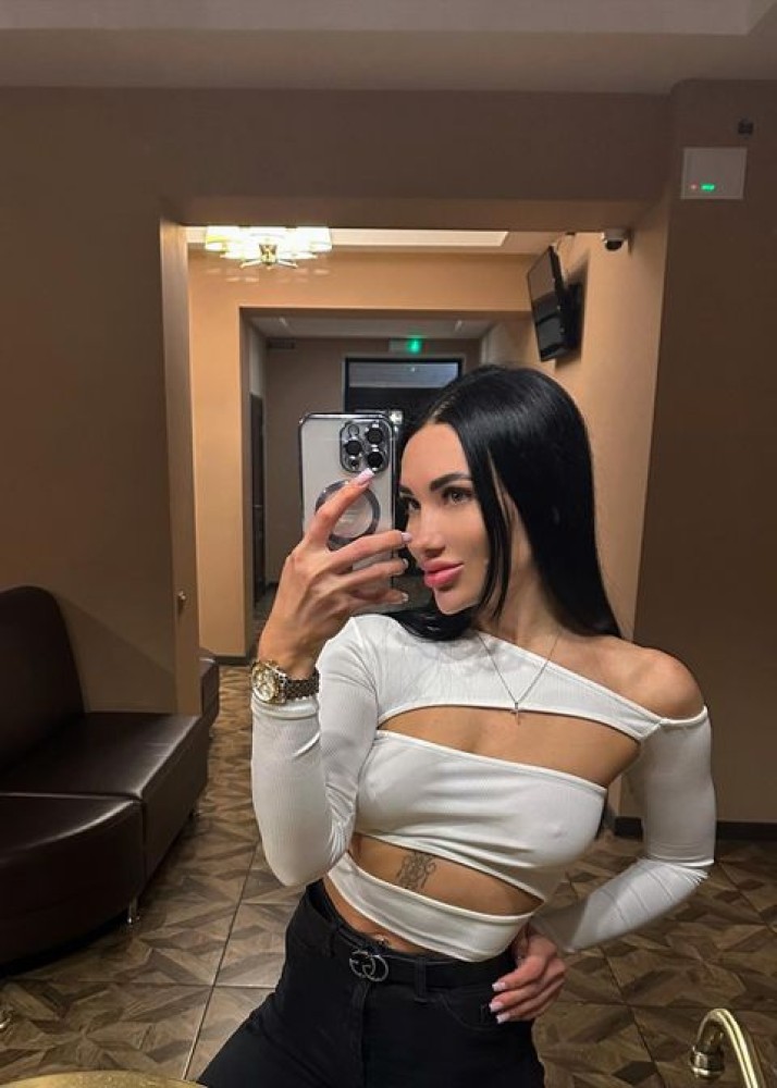 Индивидуалка Аделина фото № 2 в городе Локня