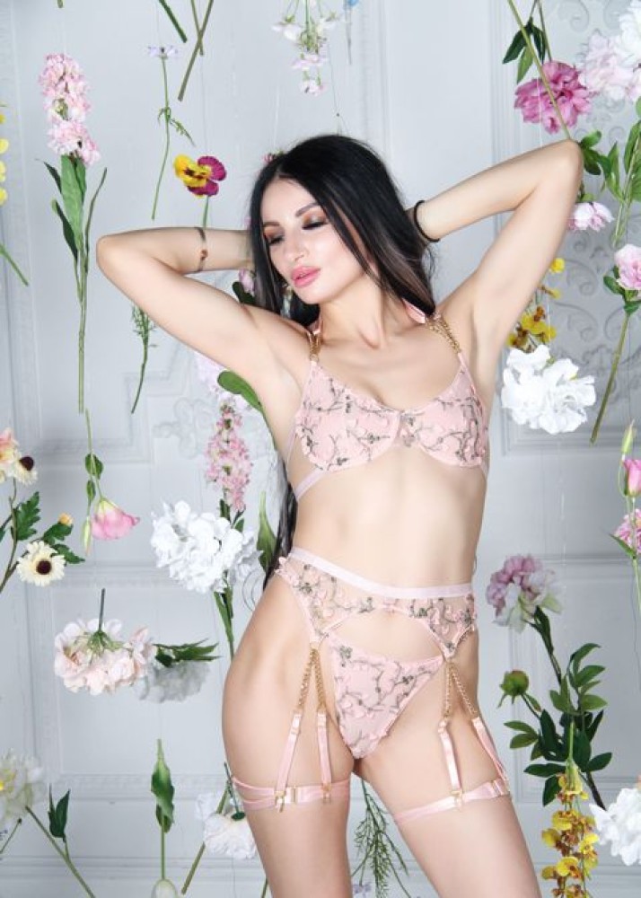 Индивидуалка Камила фото № 2 в городе Локня